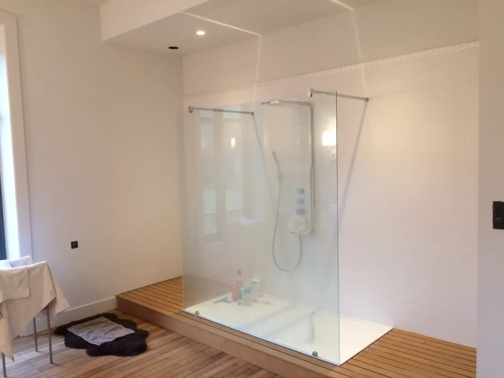 Réaménagement complet d'une maison a Bonnac la cote - salle de bains